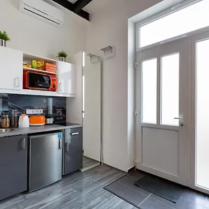 https://snowflakes-studio.inbudapesthotels.com